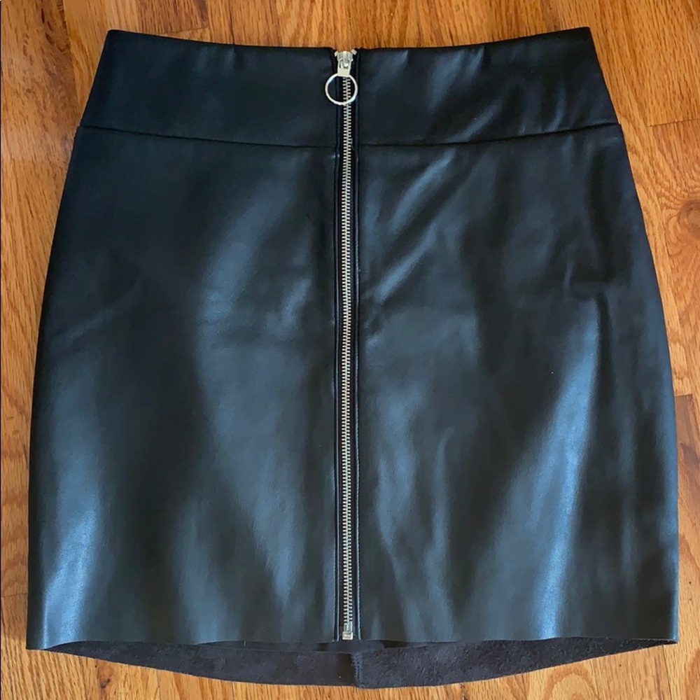 Express faux leather zip down skirt